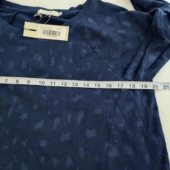 Mododoc Navy Escape Long Sleeve Tee NWT - Picture 7 of 8